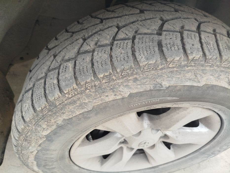 Продам резину в доброму стані