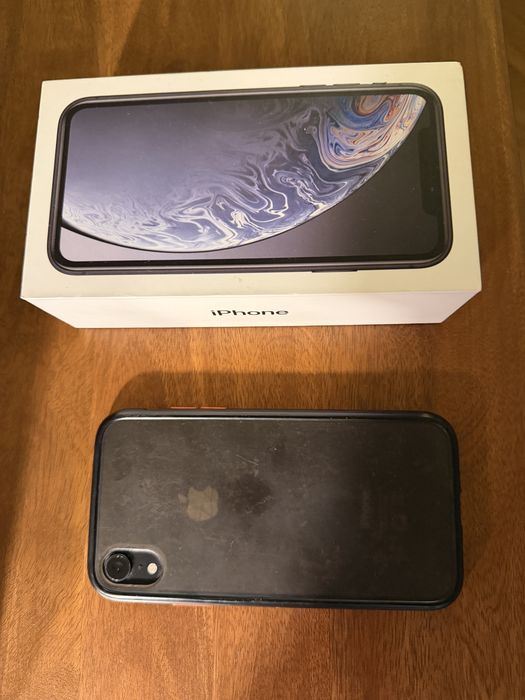 Sprzedam iPhonea XR 128 GB