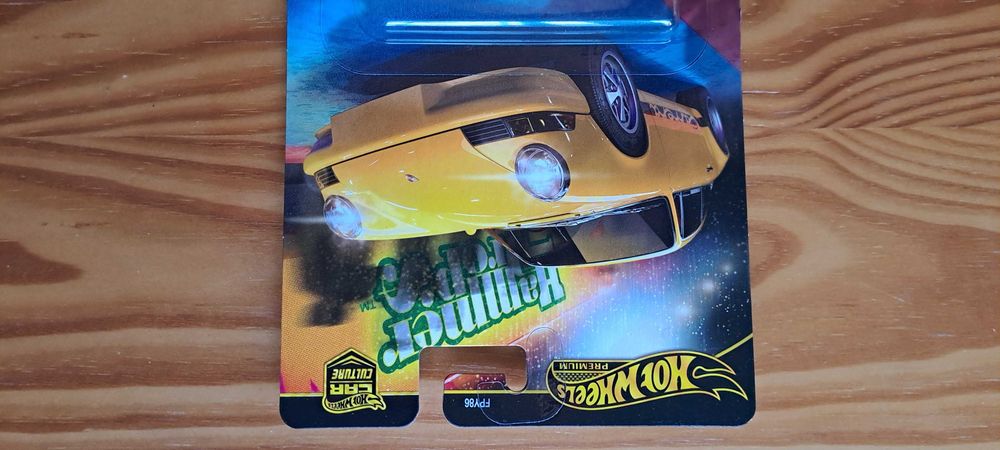 Hot Wheels Premium Porsche 911 Carrera RS 2.7