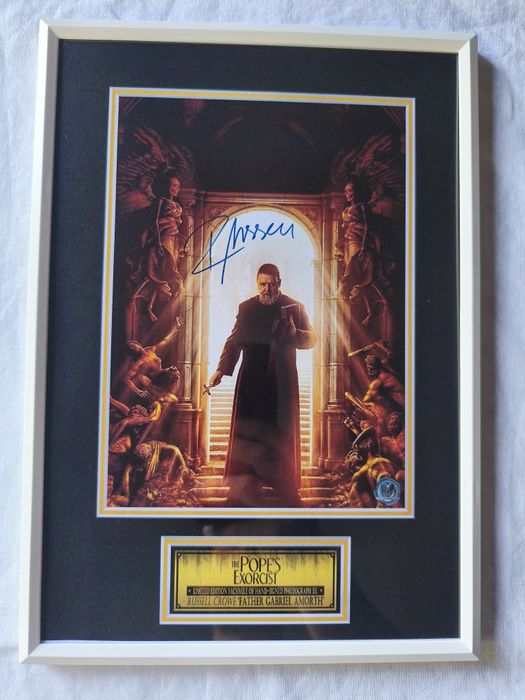 Moldura Filme The Pope's Exorcist com Autógrafo (A4)