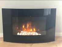 Vendo lareira  elétrica  usado so num inverno aquece muito bem