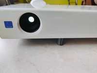 Projektor Sony vpl-cx6