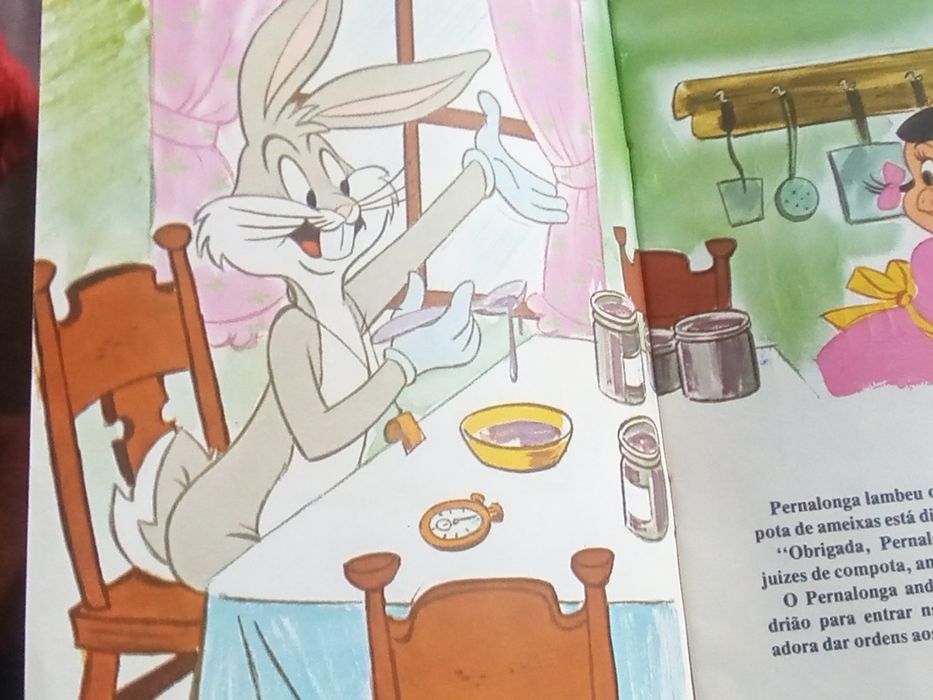 Livro infantil Pernalonga