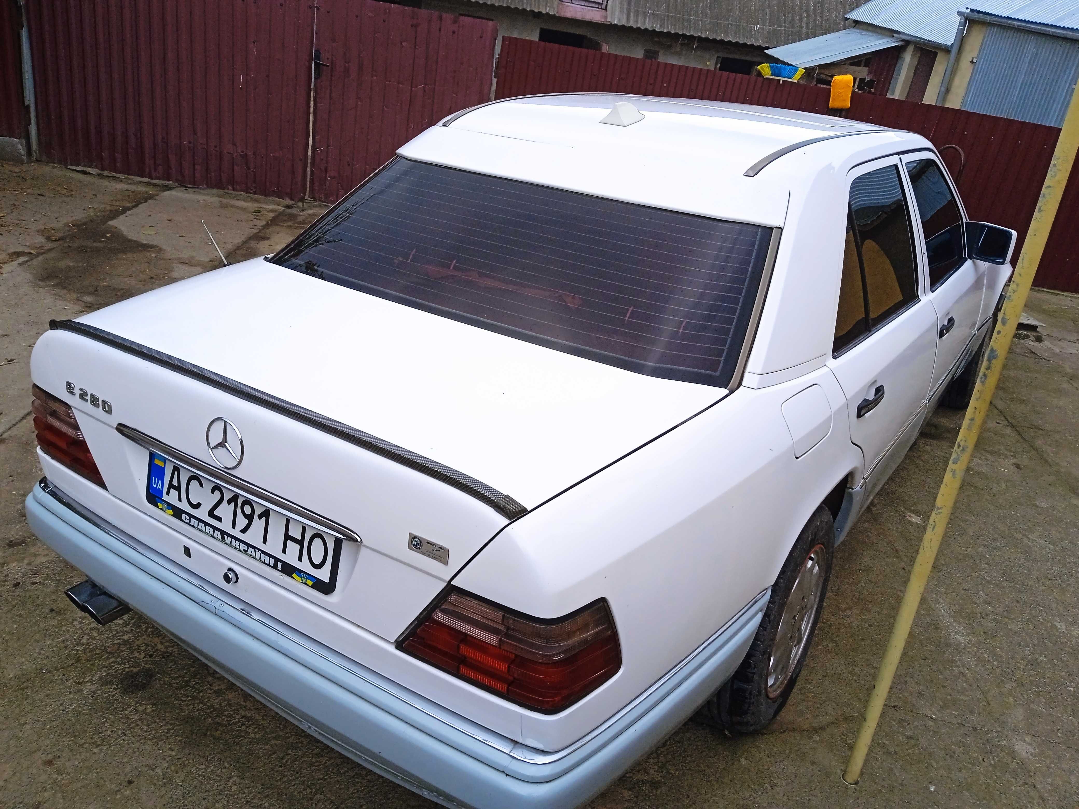 Продам Мерседес w124