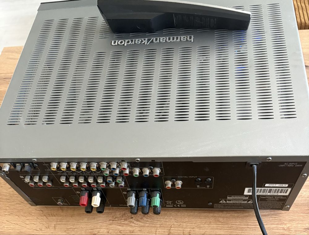 Amplituner Harman Kardon 132 + oryginalny pilot