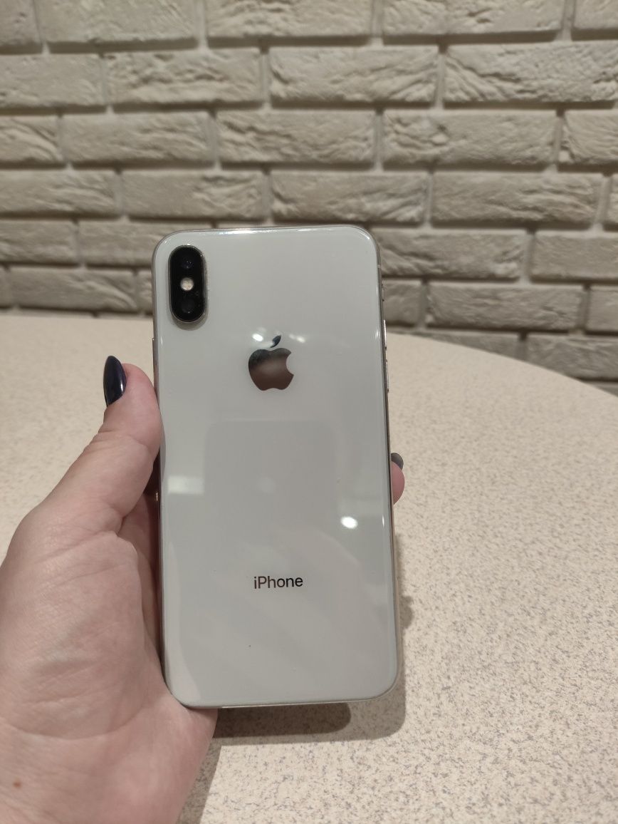 iPhone X/айфон 10  64гб
