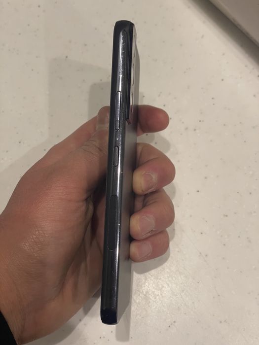 Samsung S22 8/128 Стекло не треснуто Это защитное стекло!