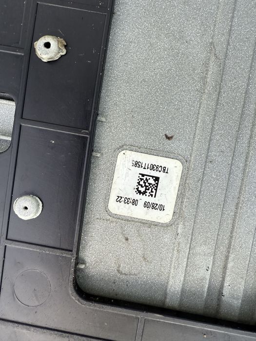 Bmw x5 x6 e70 e71 кришка мотора двигуна