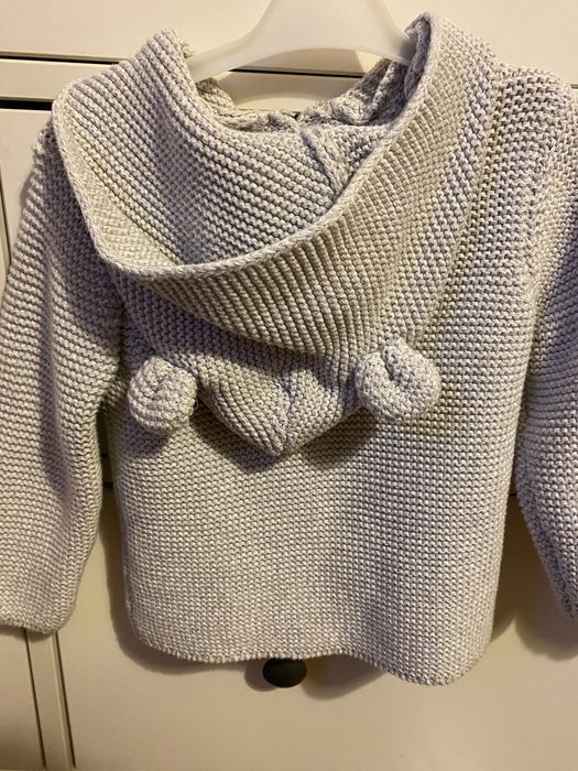 Sweterki narzutki 12-18 msc