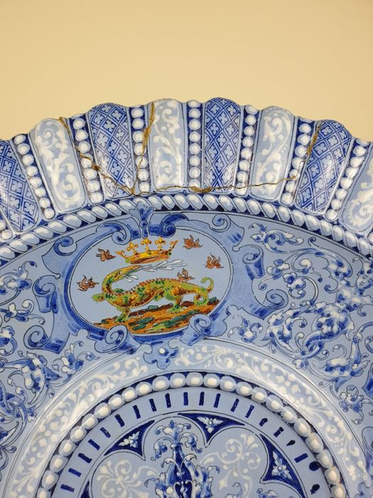 Histórico e Cultural, Antiga cerâmica Francesa para Museu