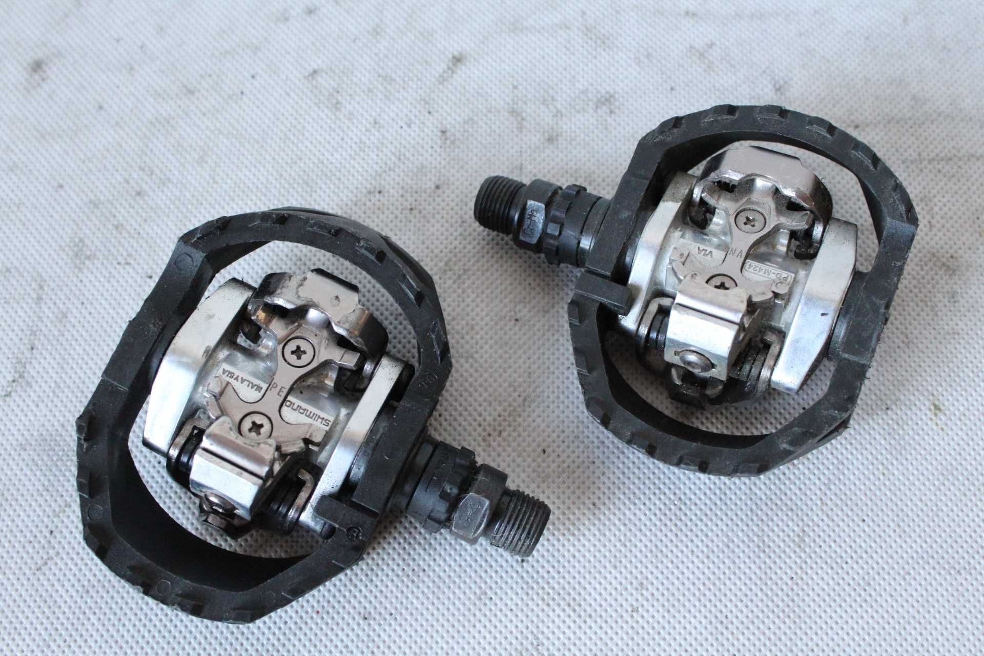 DOBRY STAN pedały rowerowe SPD shimano PD-M424  . 0425