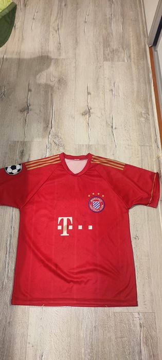 Sportowa koszulka  Bayern Monachium  rozm 152-158 wymiary na fotkach