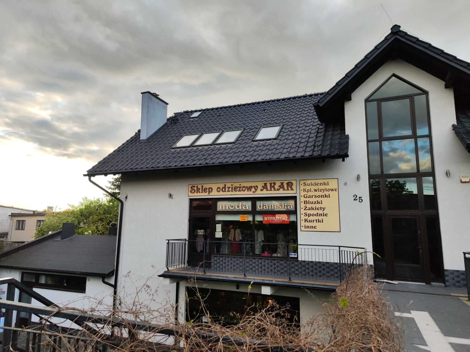 Lokal na wynajem w centrum miasta, przy  jeziorze (od ulicy)