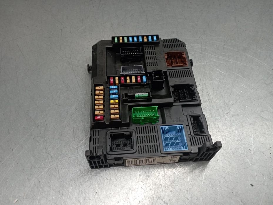 Caixa fusíveis / SAM / BSI PEUGEOT 208