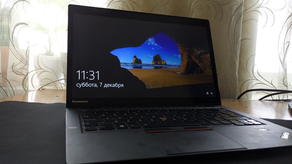 Ноутбук Lenovo ThinkPad X1 Carbon