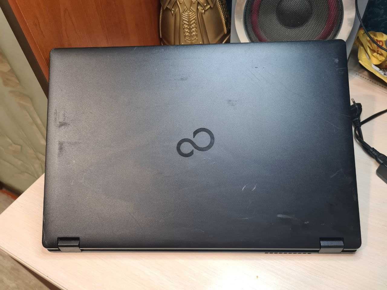 Ноутбук 15.6" Fujitsu LifeBook E5510 | I3 10 gen, 8gb DDR4, 120GB SSD