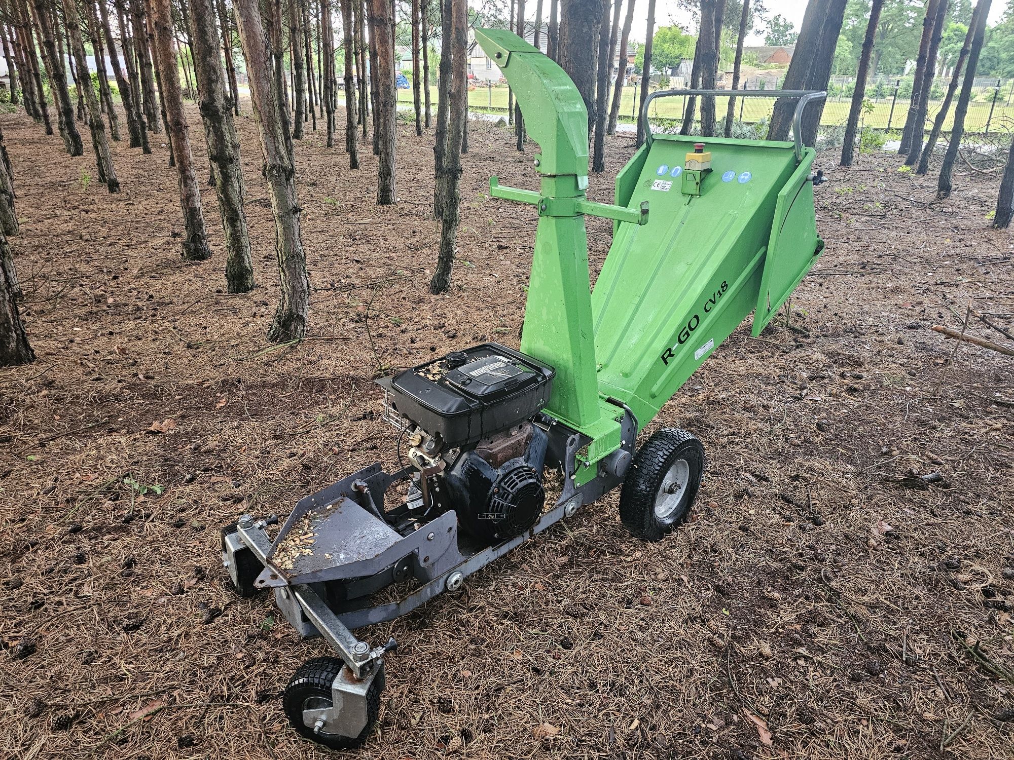 Rebak Rozdrabniacz do gałęzi Rajo R-GO CV18
