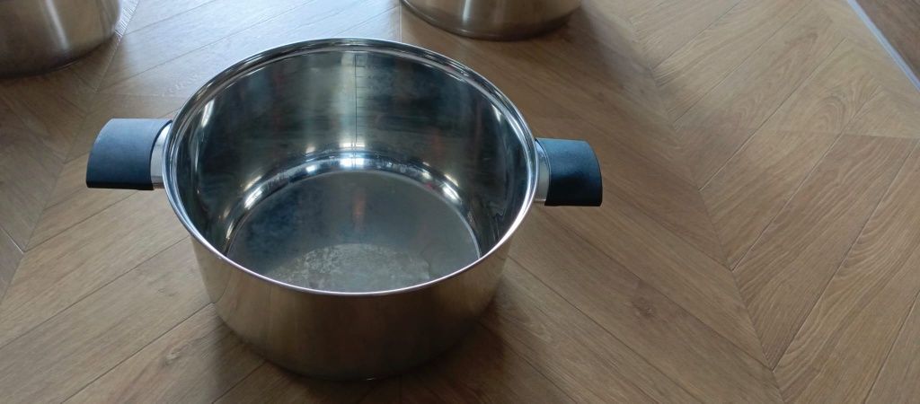 Garnki nierdzewne Oddam za kawę ziarnista