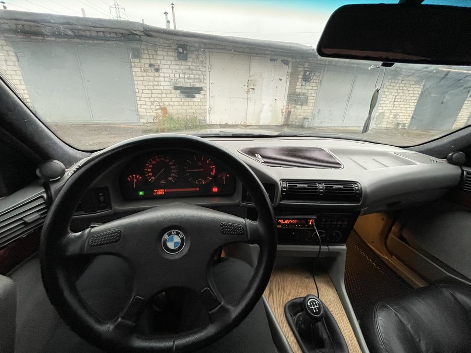 Продам BMW E34 525і m50b25