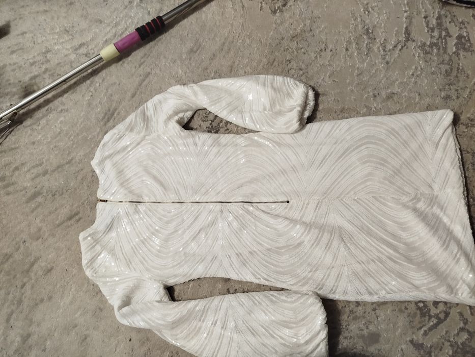 Сукні жіночі розмір 42(с,м)