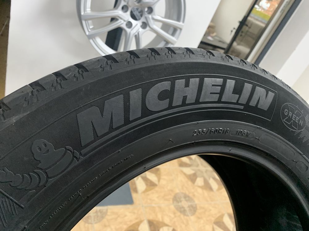 Комплект літніх шин 235/60/18 103W Michelin