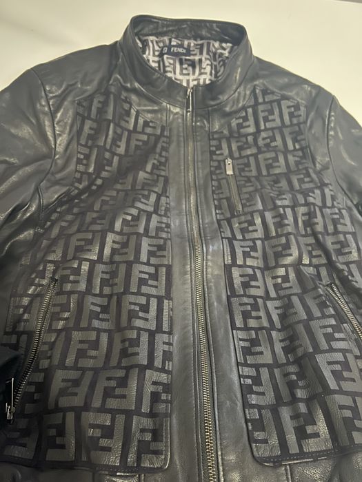 Кожана куртка fendi monogram