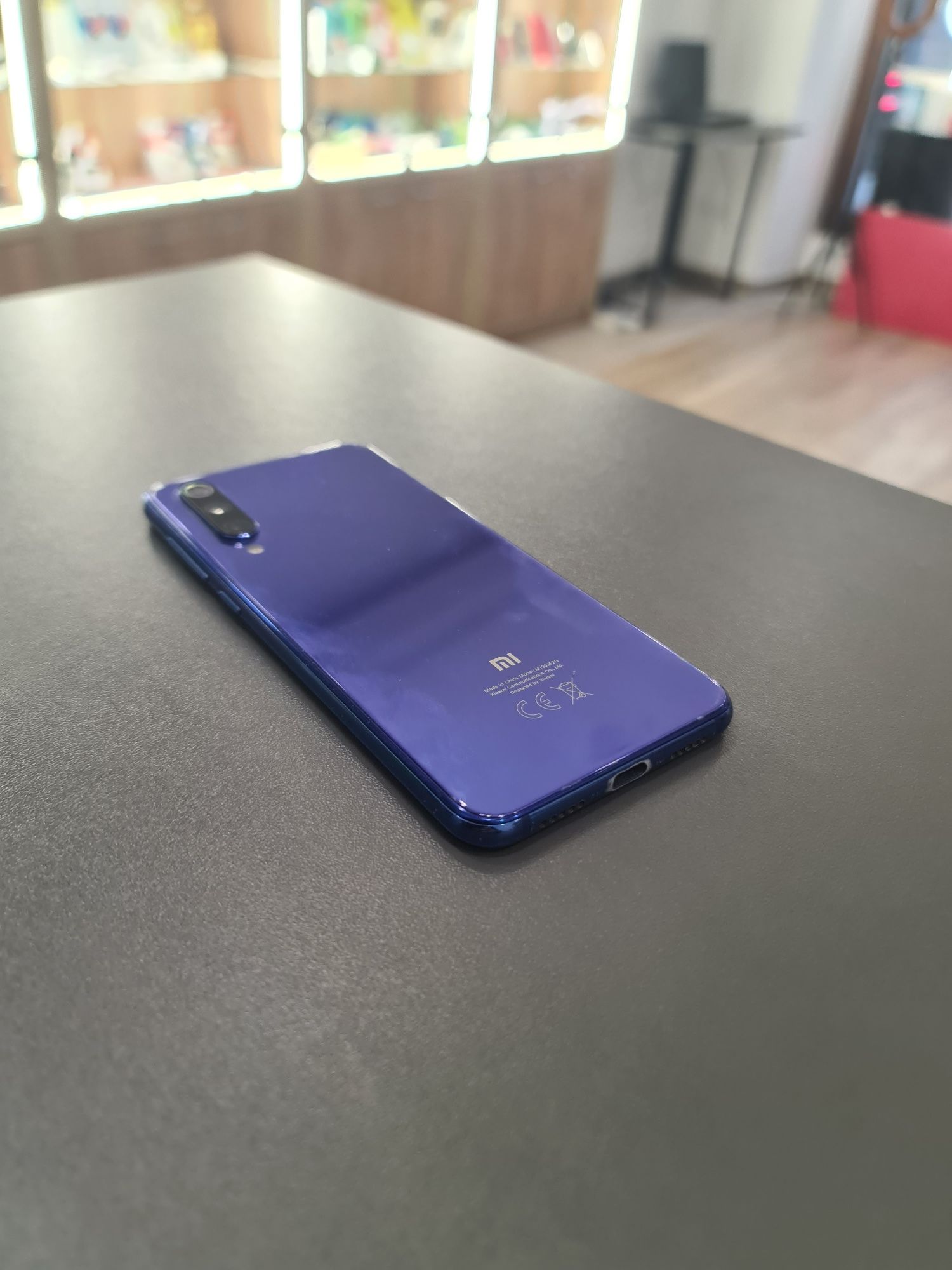 Мобільний телефон/Смартфон Xiaomi Mi 9SE