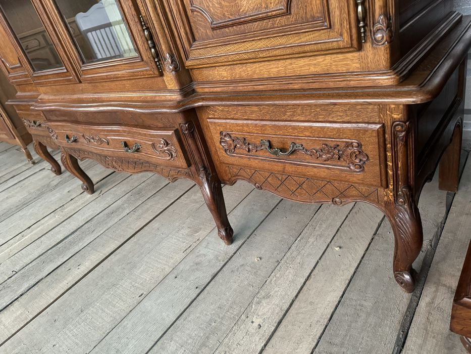 Witryna Ludwikowska , Lite Drewno