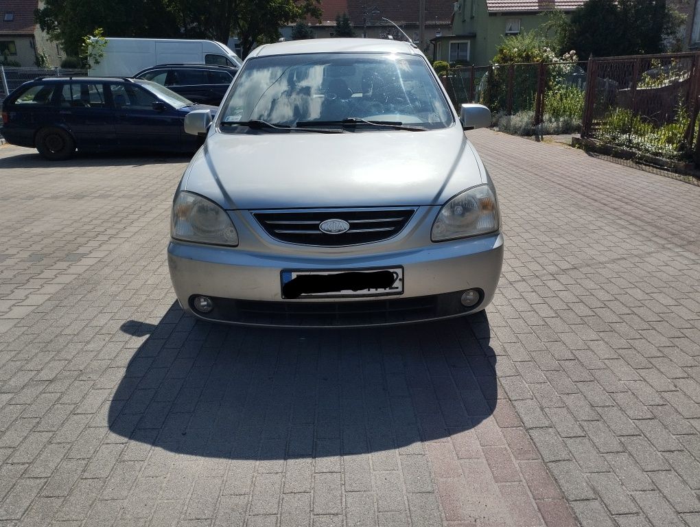 Kia Carens 2006 rok