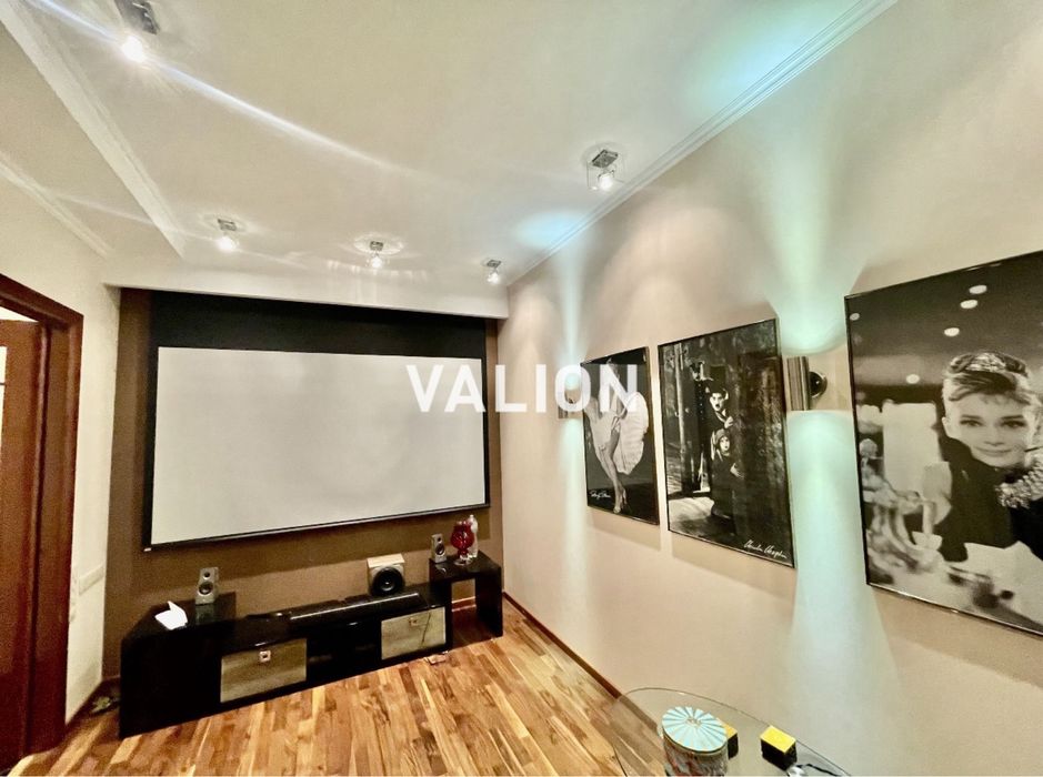 Без %. Продаж 4-кімнатної квартири вул. Велика Васильківська, 67/7