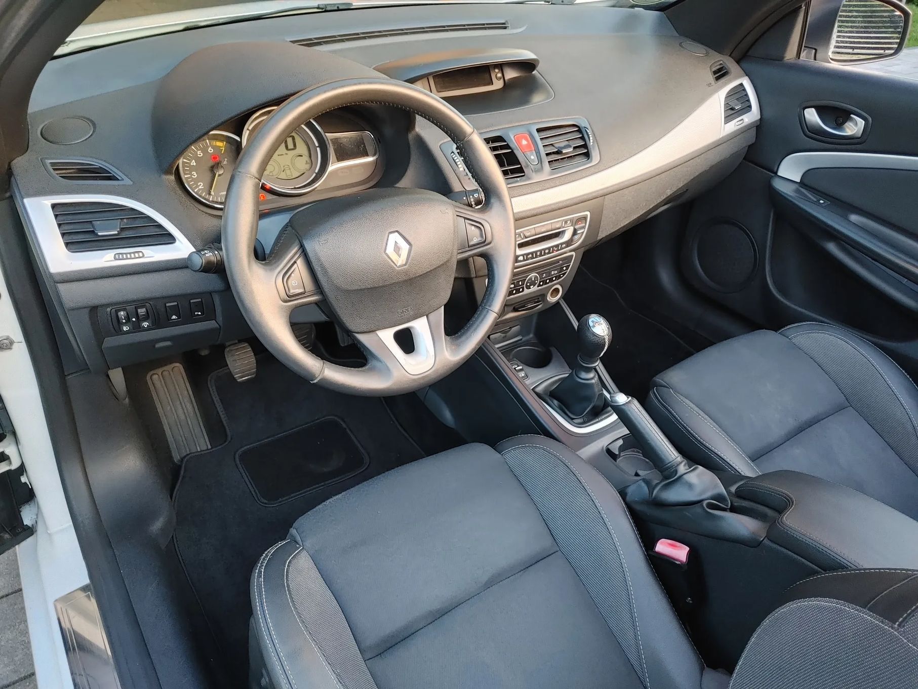 Renault Megane 1.6i*Niespotykany*Zadbany*Wyposażony*Biała Perła*Tanio!