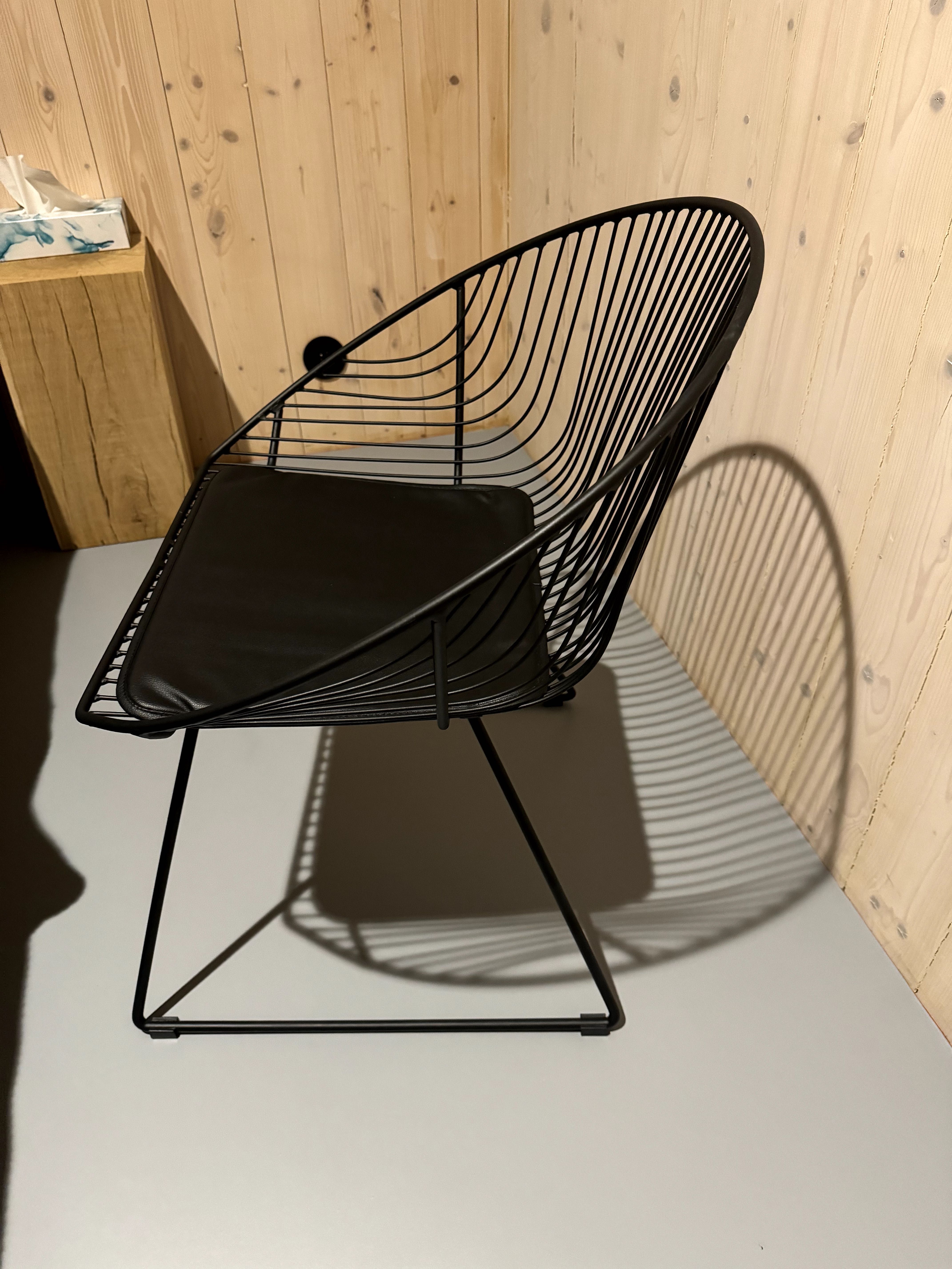 Krzesła Metalowe - Aurora kupione w Beliani - dostępne 4 szt.