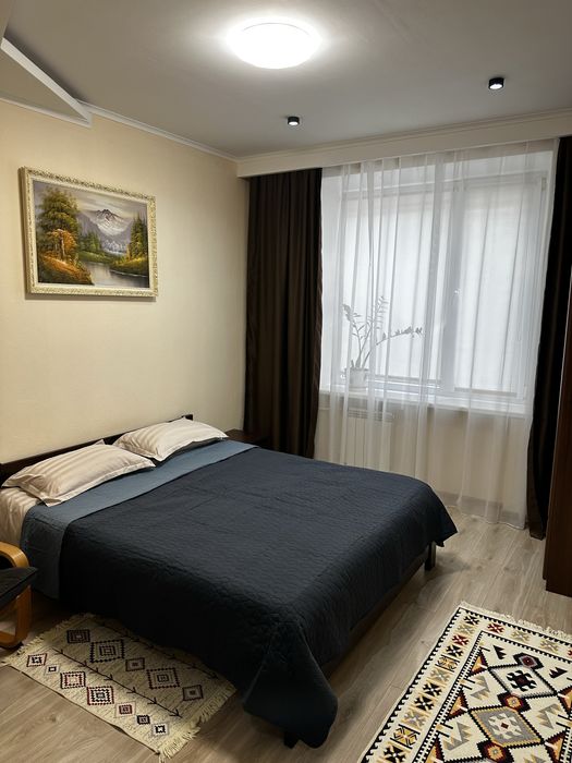 Подобова оренда в центрі. Без відключення світла