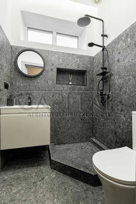 Продажа Дома! с Бассейном ! большая территория Киев