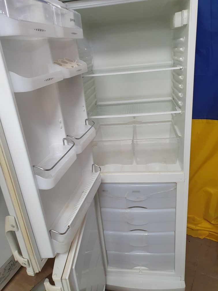 Холодильник Gorenje 180см