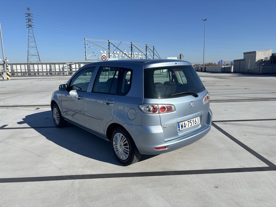 Mazda 2 super stan