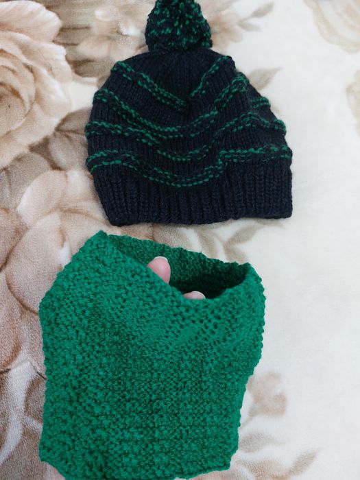 Новая вязаная шапочка +шарфик