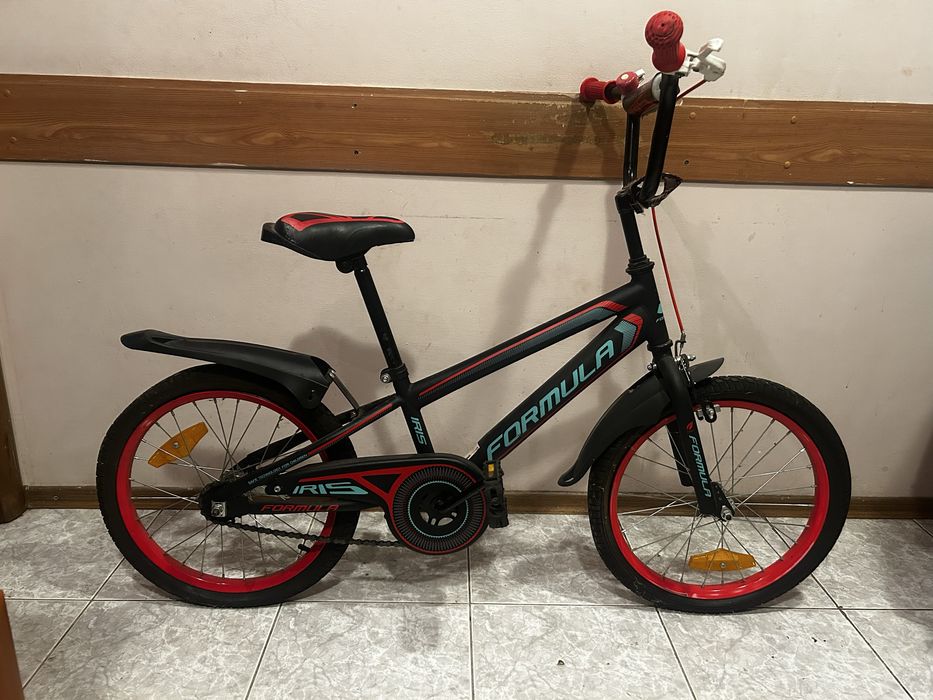 Велосипед дитячий, чорно-червоний. Іris formula.