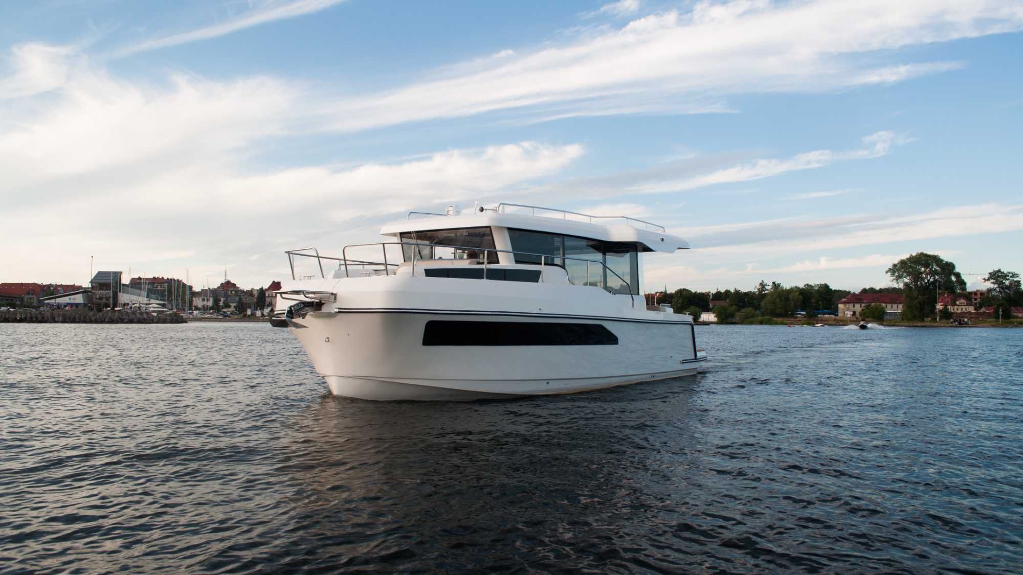 Jacht motorowy Lamdo Yachts LY30+ Houseboat nowy