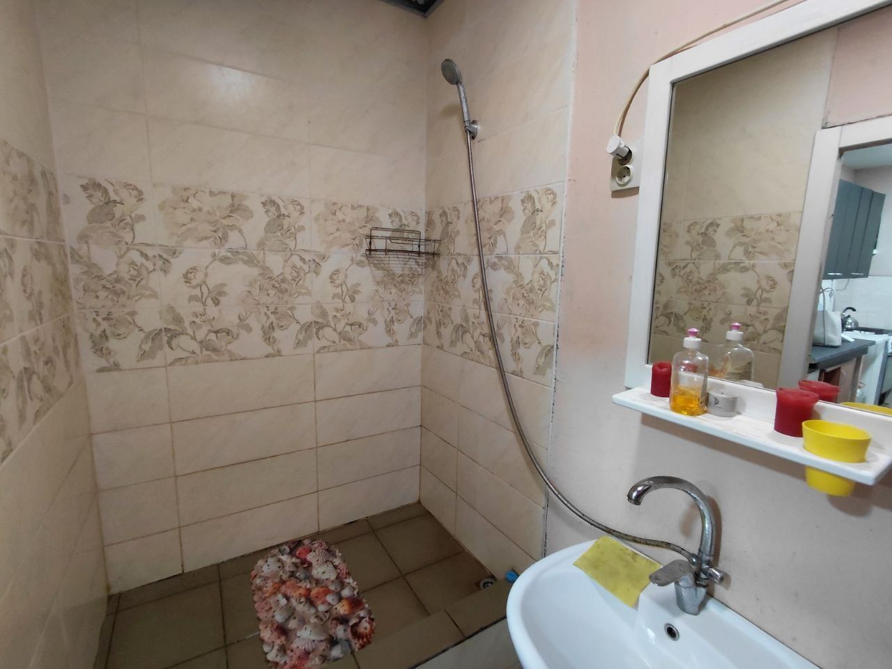 Продам двухэтажную жилую дачу с. Каменное ( Вольнянский район)