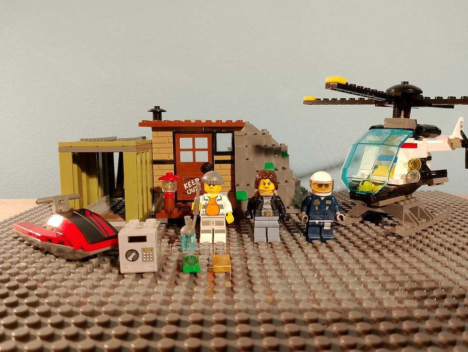 LEGO wyspa rabusiów 60131