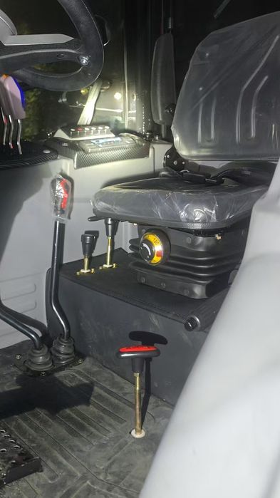 Мінітрактор ДМТЗ 404 Кондиціонер Компресор Примусова  РЕВЕРС КРЮКИ