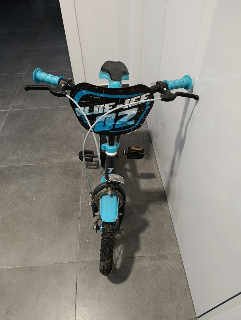 Bicicleta menino azul