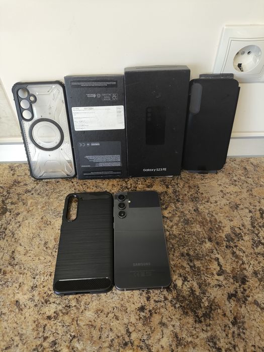 Samsung S23 FE 8/128 ideal