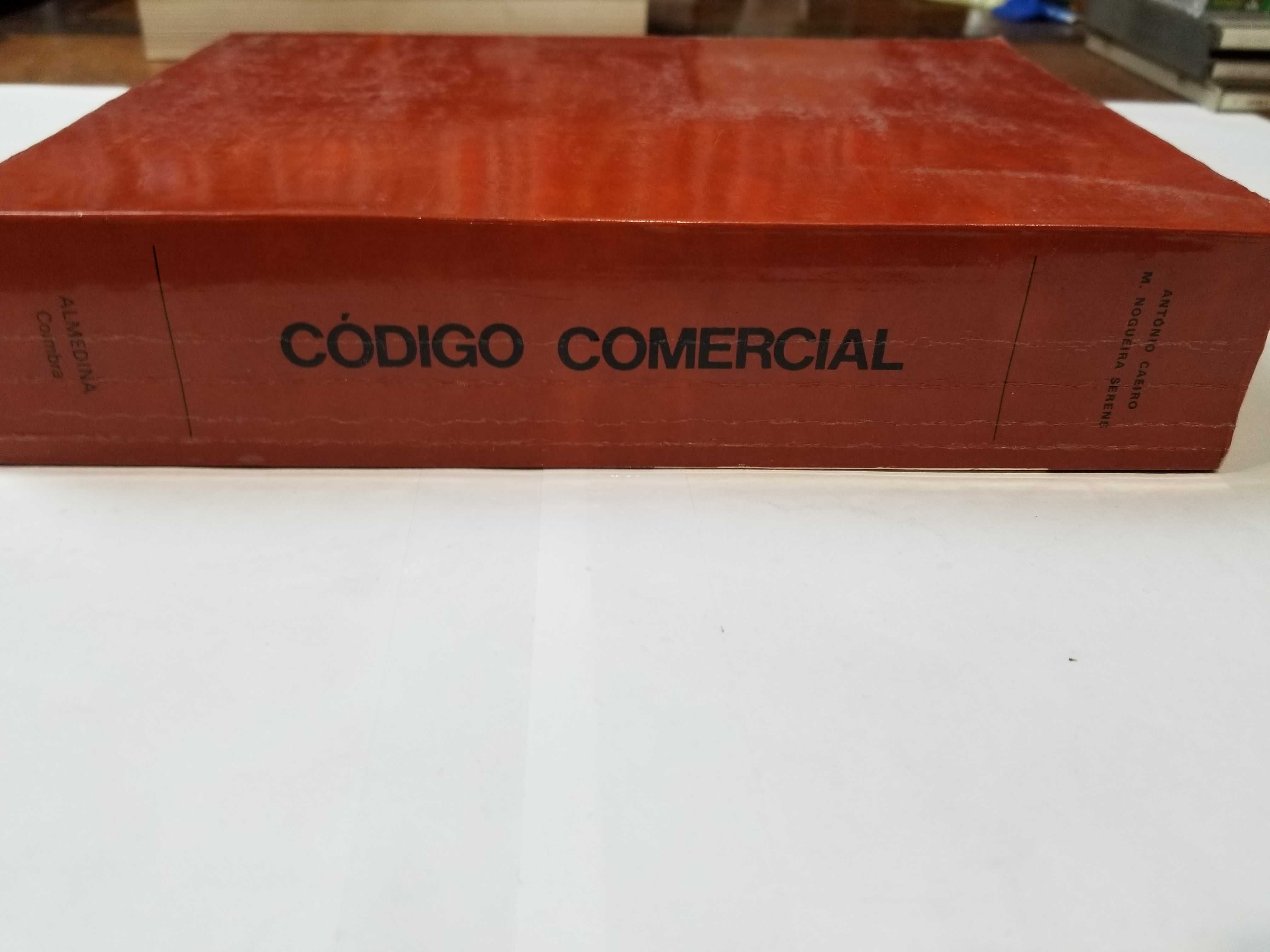E1 - Livro - António Caeiro - Código Comercial