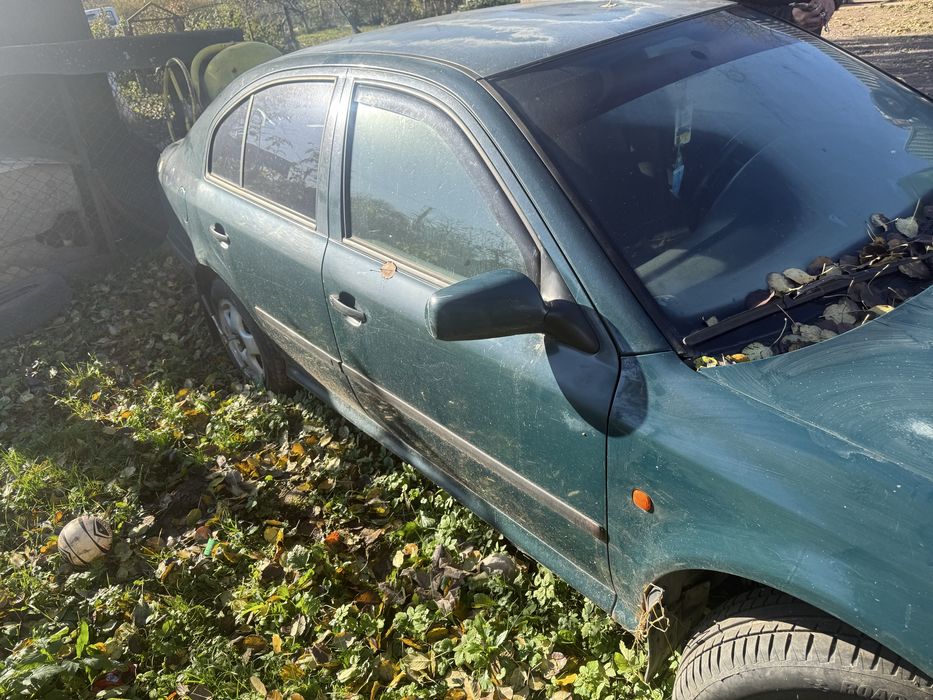 Продам Skoda octavia 1.6 1998