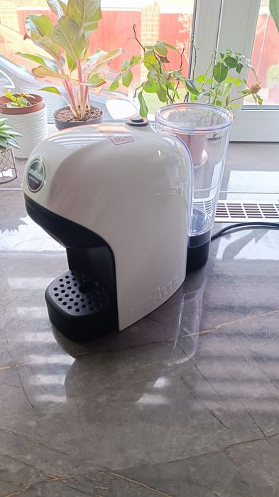 Кавоварка капсульна Lavazza a Modo Mio Tiny