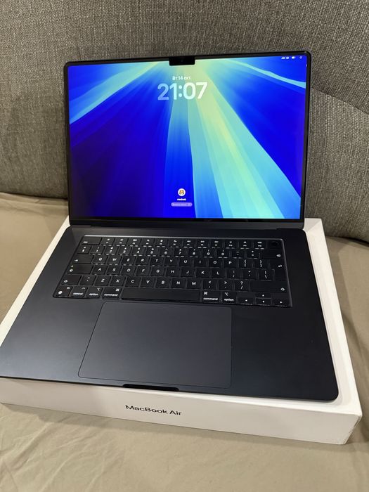 Macbook air 15 256 m2 midnight