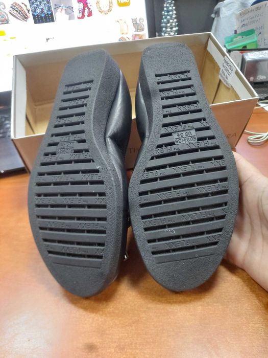 Balerinki damskie roz 36.5 Włoskie skóra Flexx 14153/06 czarne