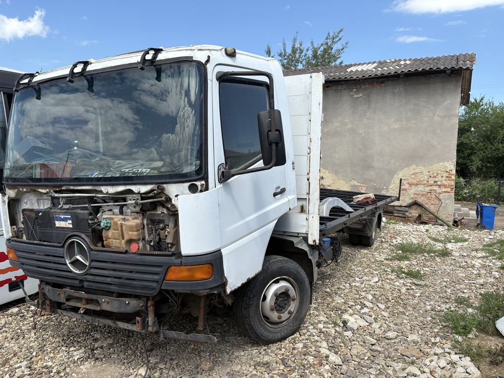 Розбір mercedes atego